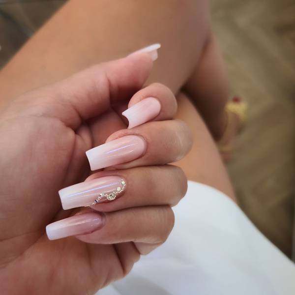 pose de gel sur capsule avec babyboomer 